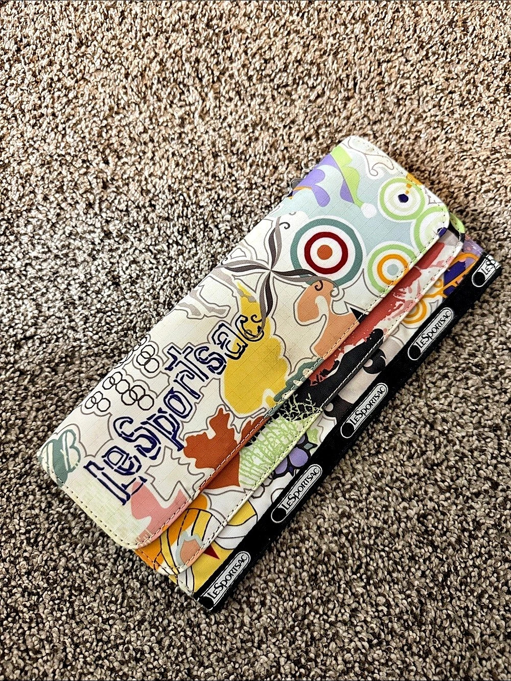 LeSportsac Printed Wristlet Clutch in Multicolor & Black